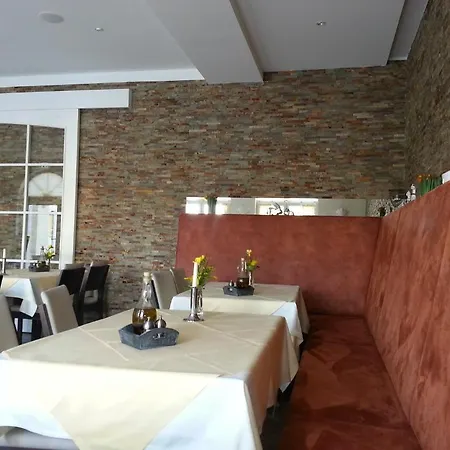 Helena Hotel
